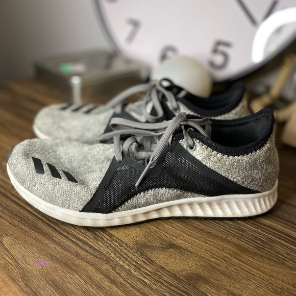 ADIDAS Edge Lux 2.0 Women 8.5 Black Gray Running Shoes Sneakers Trainers CG4708 - Picture 4 of 6